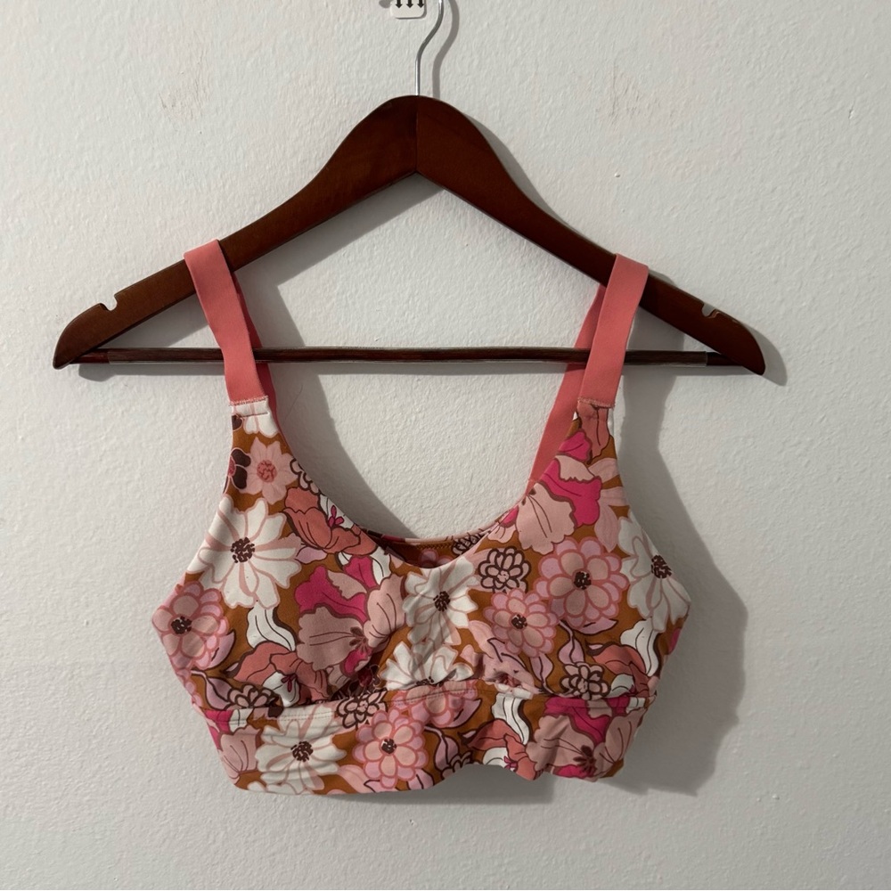 Aerie Offline Floral Coral Pink Sports Bra Medium M